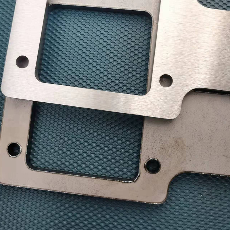 磁性重炉卸下和毛刺机器